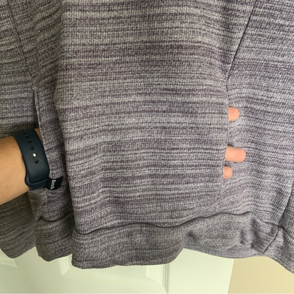 Bench Sweatshirt - Picture 7 of 9